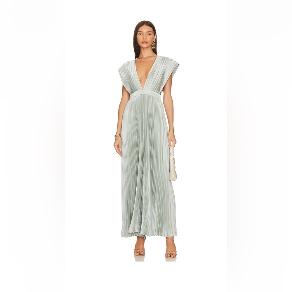 L’IDEE - Gala Gown - Size Small